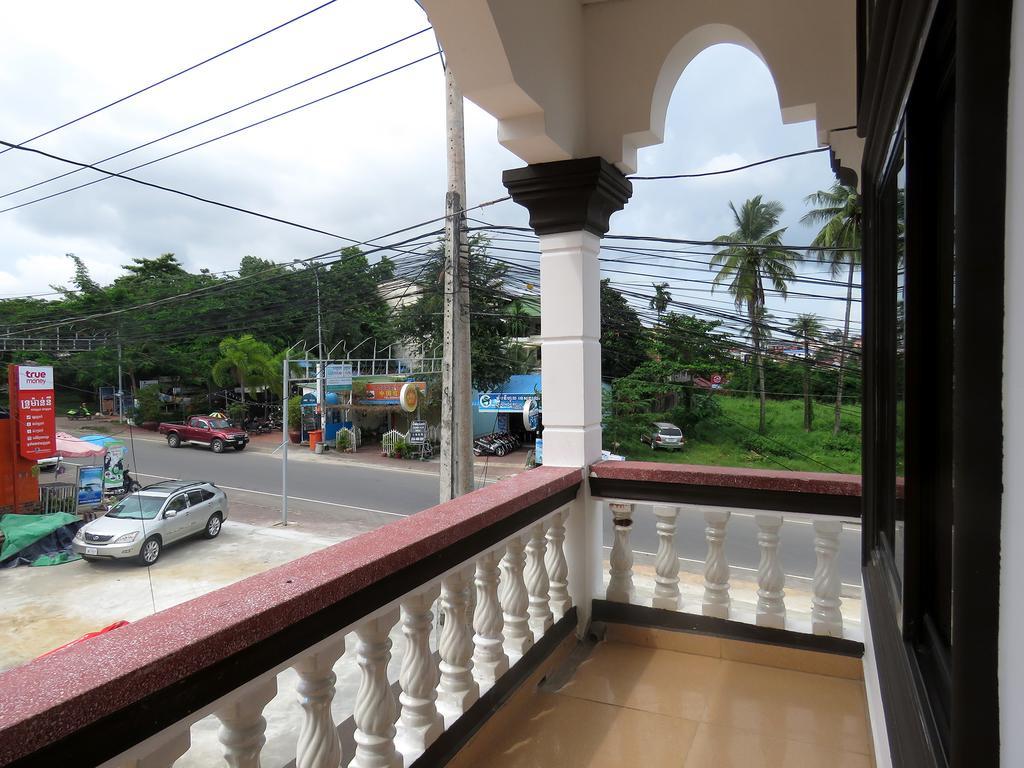 Invito Guesthouse Sihanoukville Eksteriør billede